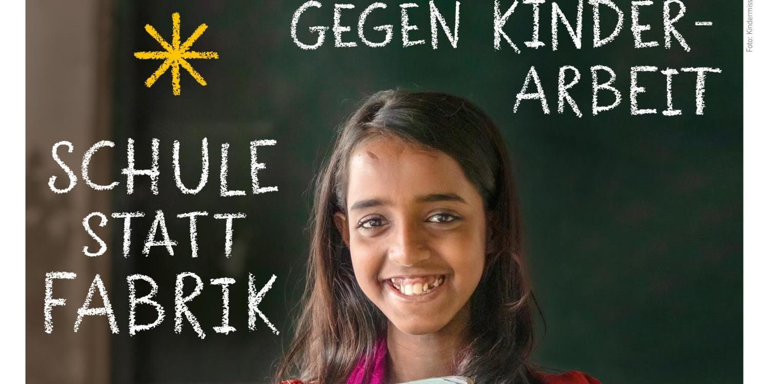 Das Plakat zeigt eine Person in roter Kleidung, die ein Schulbuch mit einer Zeichnung von Kindern hält. (c) sternsinger.de In: Pfarrbriefservice.de Das Plakat zeigt eine Person in roter Kleidung, die ein Schulbuch mit einer Zeichnung von Kindern hält.