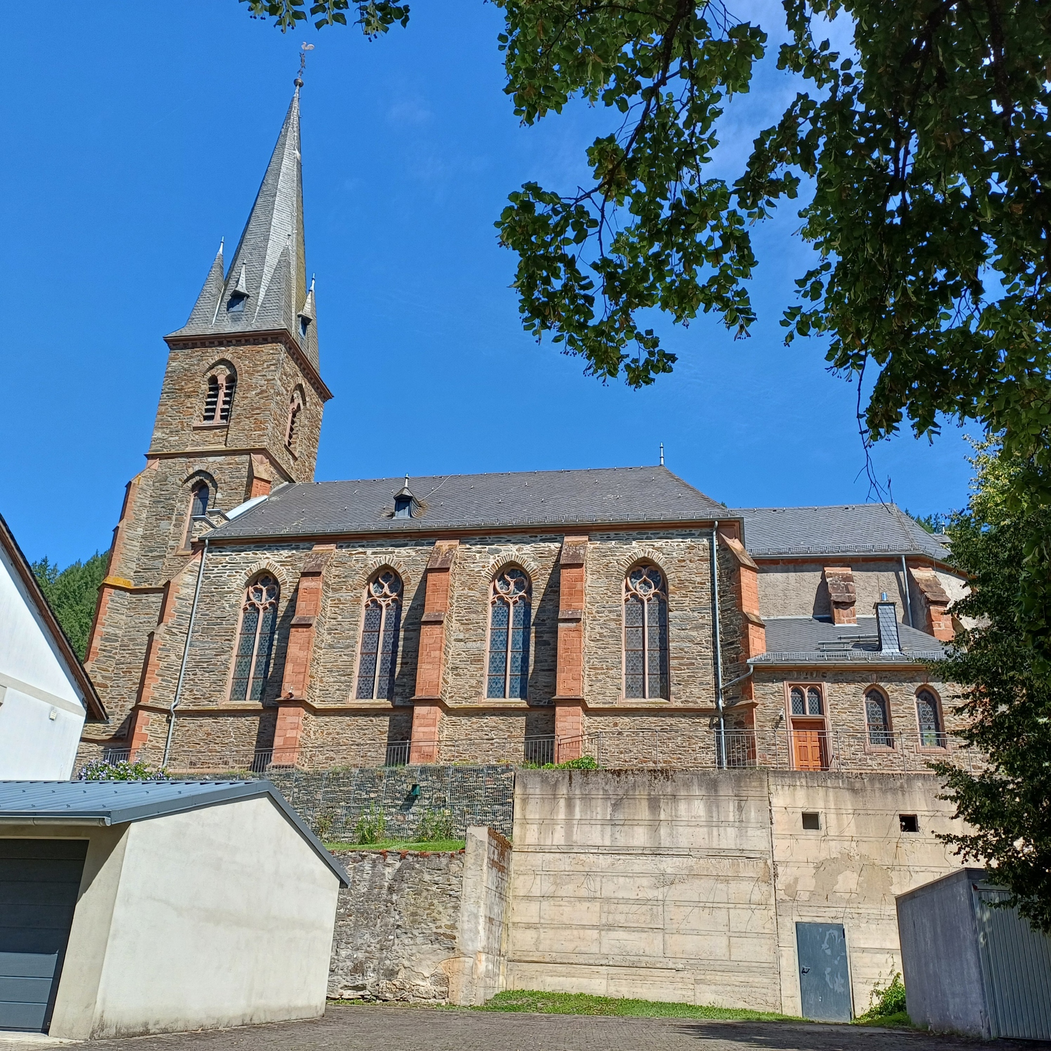 St. Agatha, Büdlich