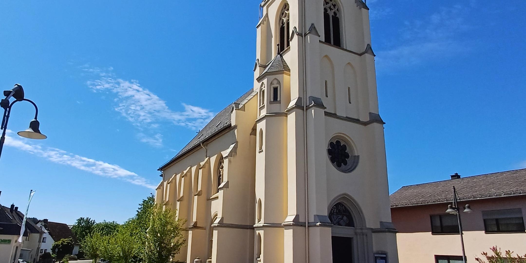 Kirche St. Matthäus, Thalfang (c) Raphael Collinet Kirche St. Matthäus, Thalfang