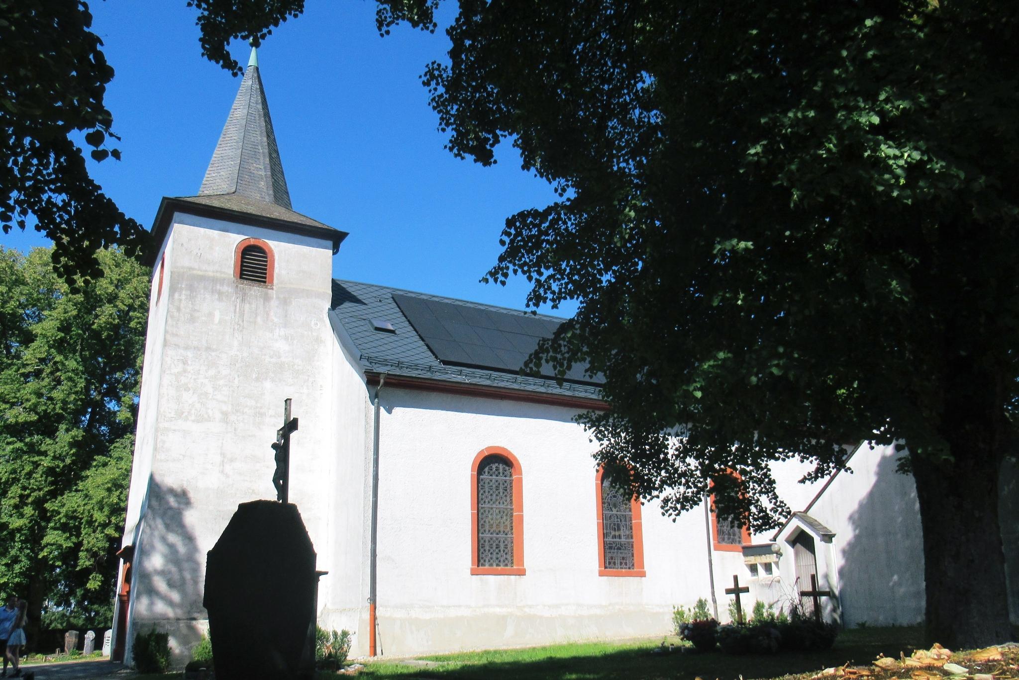 Außenansicht St. Vitus in Schönberg